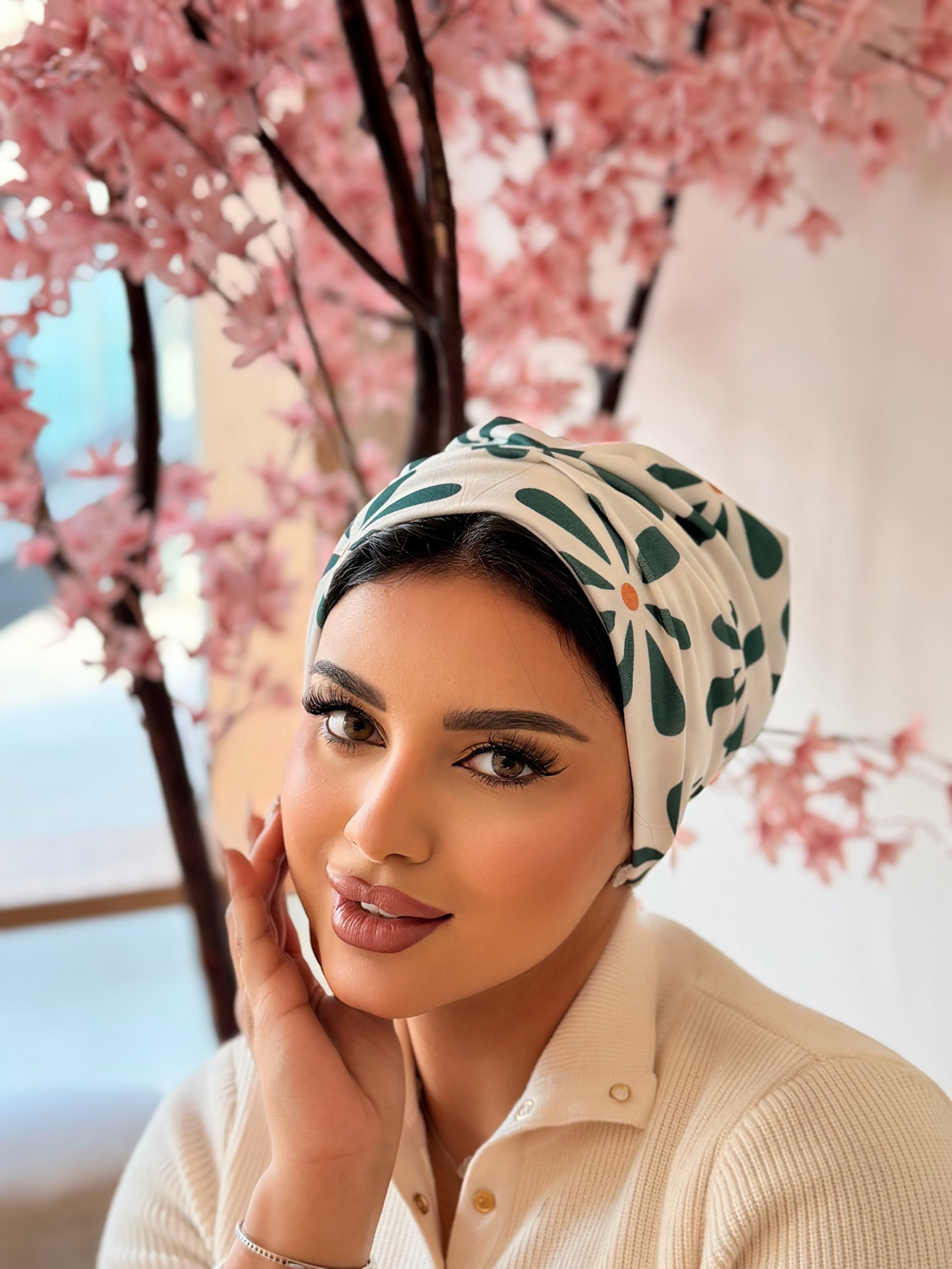 Daisy Print Turban — Teal & White