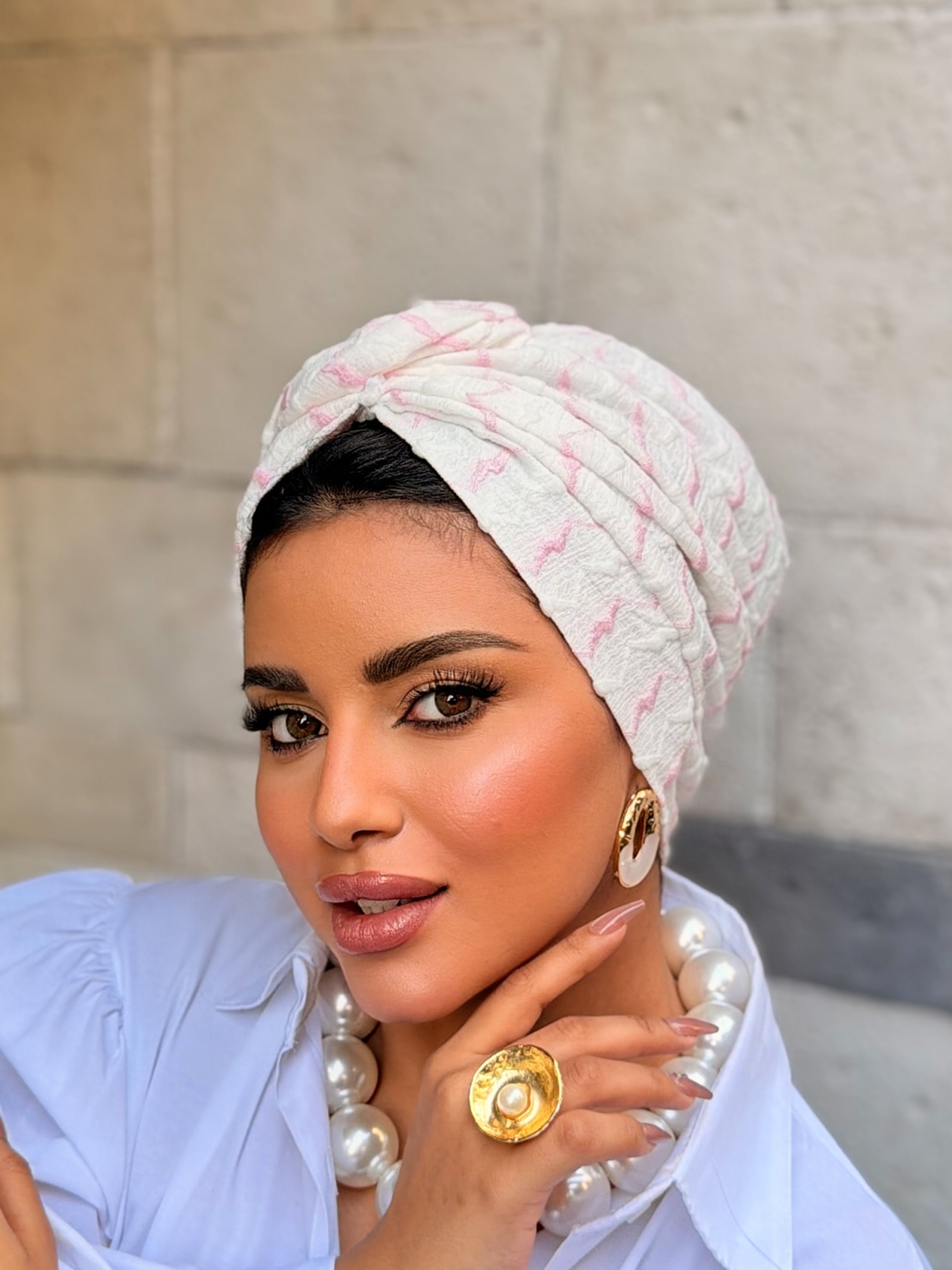 Zigzag Textured Turban — White & Pink