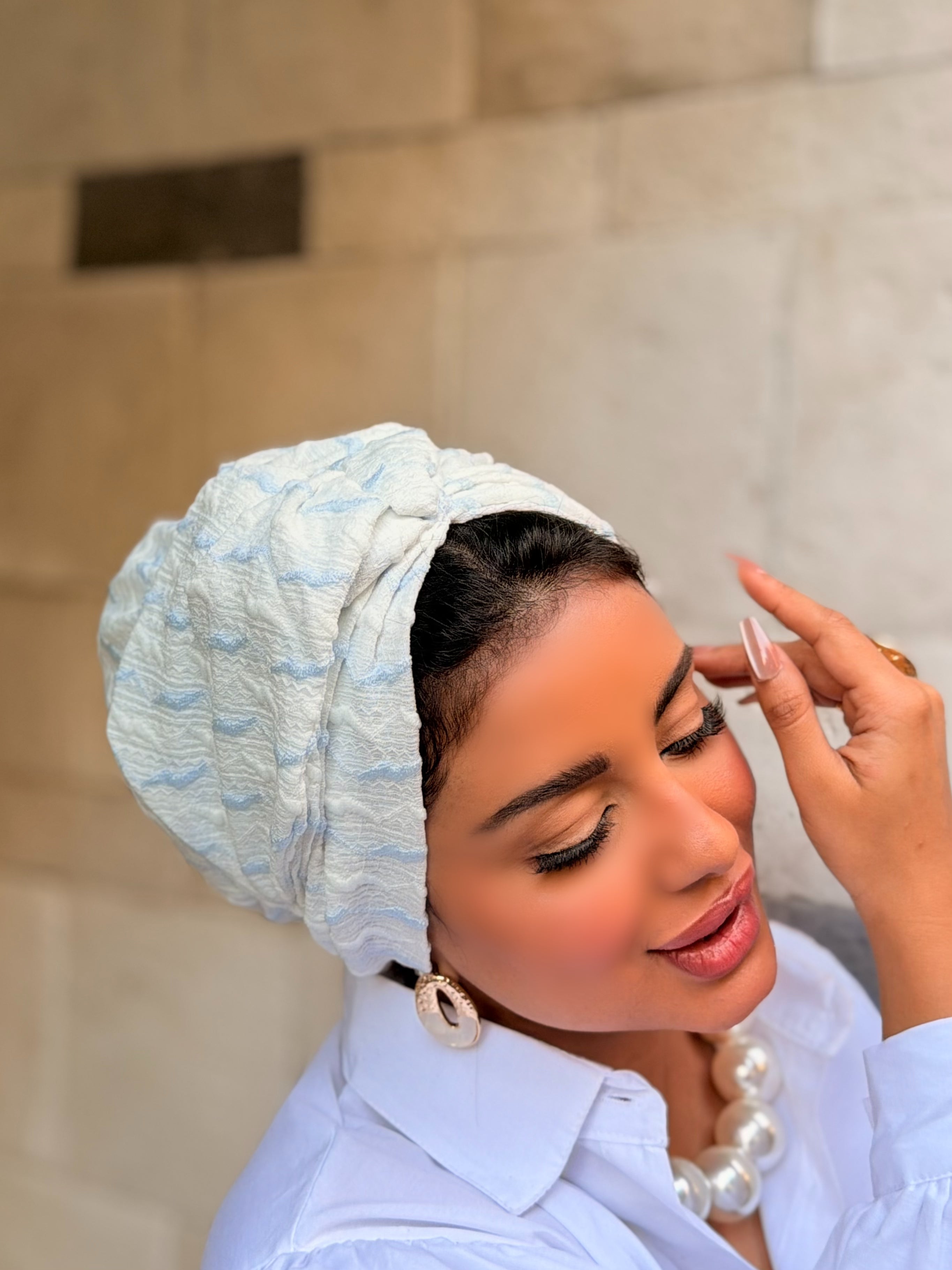 Zigzag Textured Turban — White & Blue