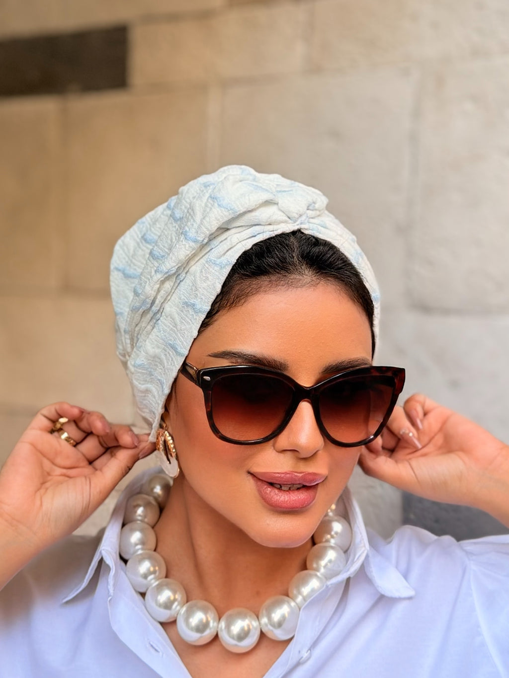 Zigzag Textured Turban — White & Blue