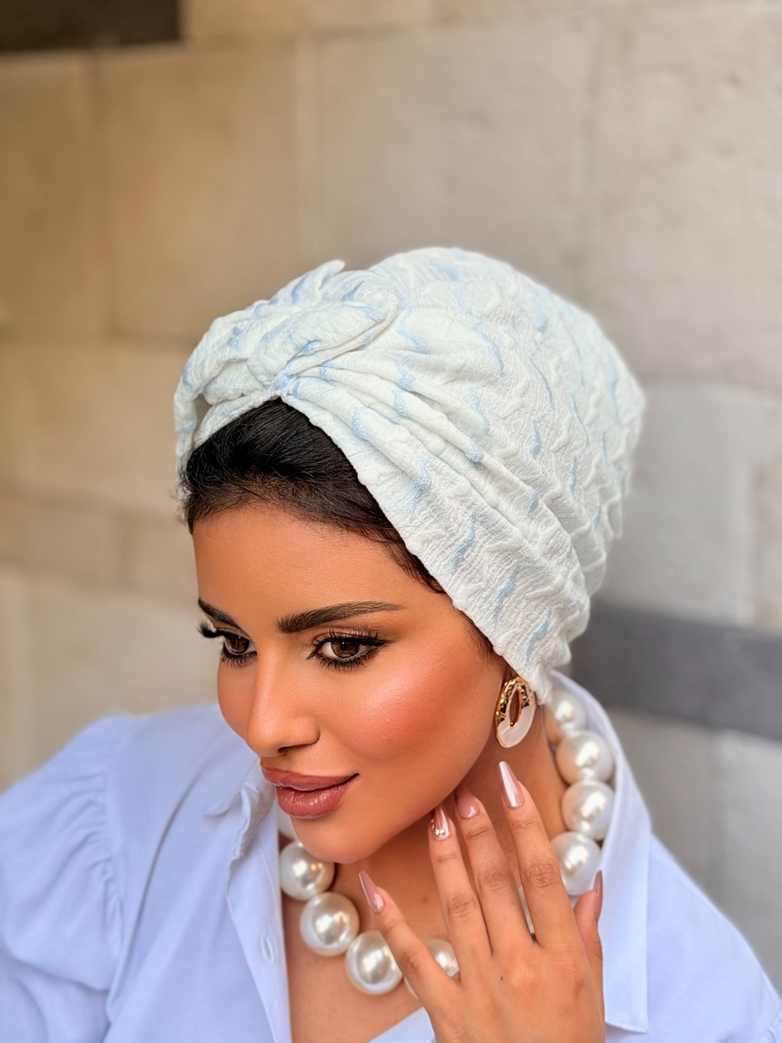 Zigzag Textured Turban — White & Blue