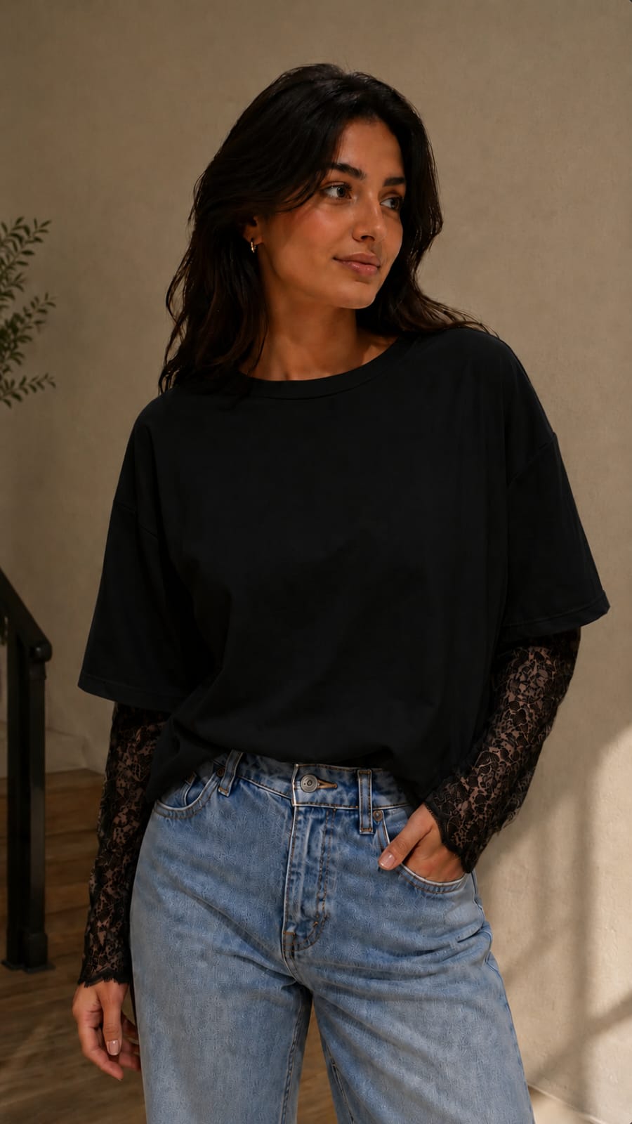 Lace Sleeve Oversized T-Shirt – Black